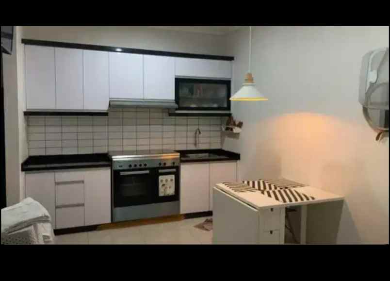 dijual rumah komplek sakura regency