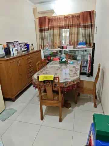dijual rumah komplek sakura regency