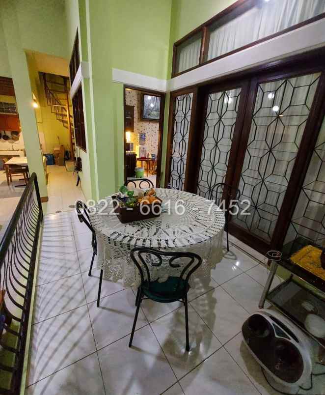 dijual rumah komplek sariwangi