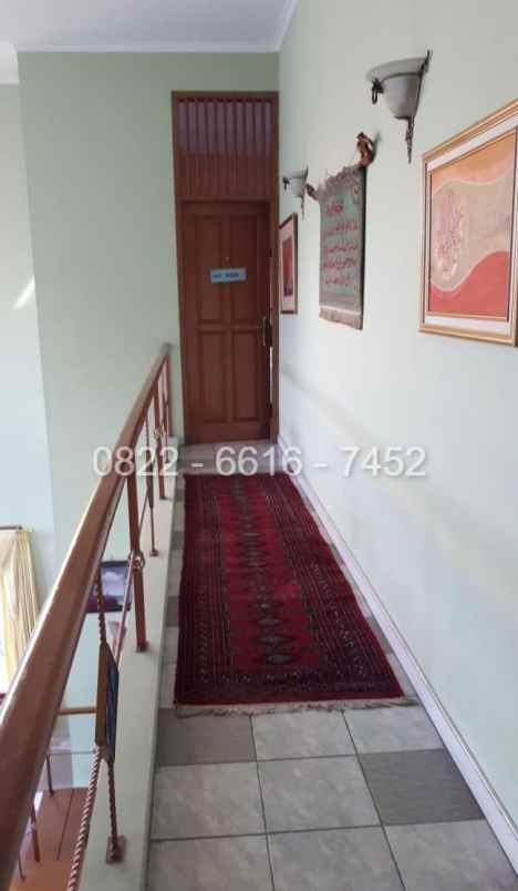 dijual rumah komplek sariwangi cihanjuang