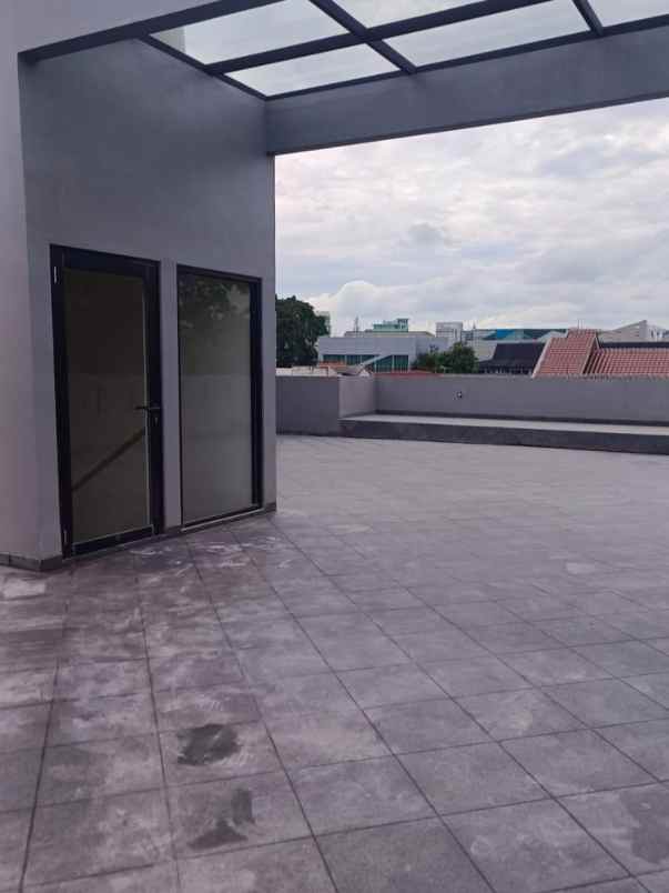dijual rumah kramat