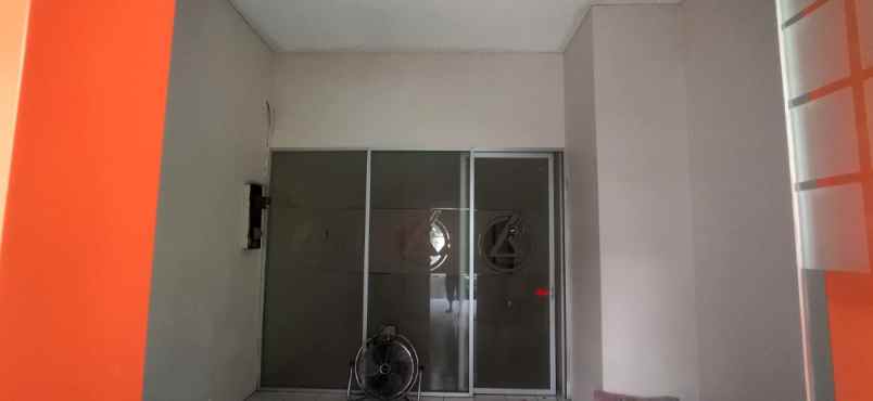 dijual rumah kramat kwitang dan senen