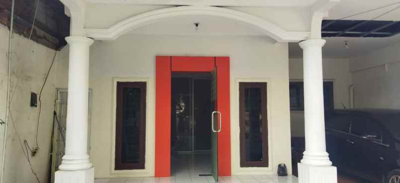 dijual rumah kramat kwitang dan senen