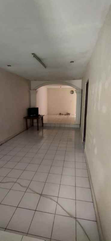 dijual rumah kramat kwitang dan senen