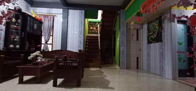 dijual rumah lantai 2 lokasi kertadalem sidakarya