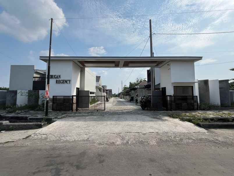 dijual rumah lokasi jebugan klaten