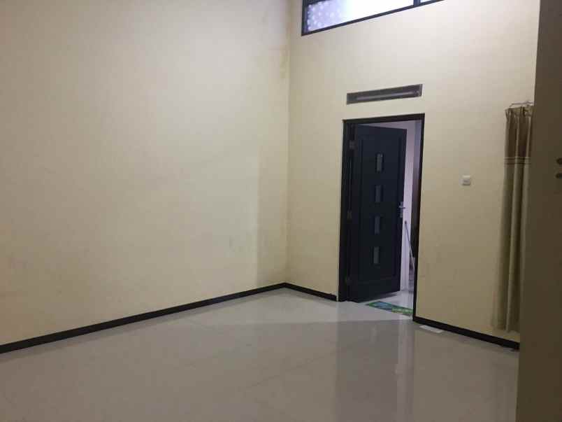 dijual rumah lokasi perumahan ampeldento malang