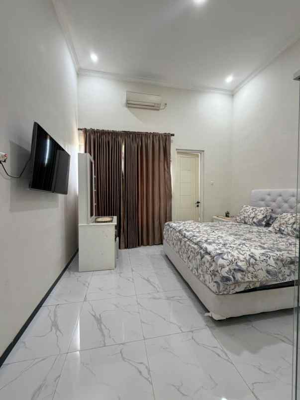 dijual rumah lowokwaru