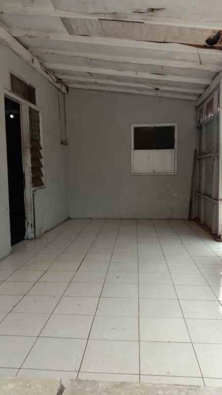 dijual rumah luas 5 menit ke stasiun