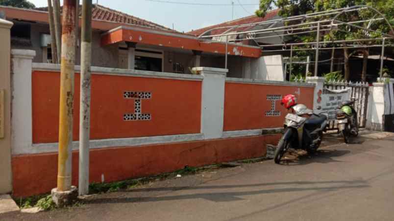 dijual rumah luas 5 menit ke stasiun