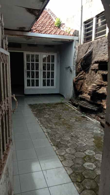 dijual rumah luas 5 menit ke stasiun