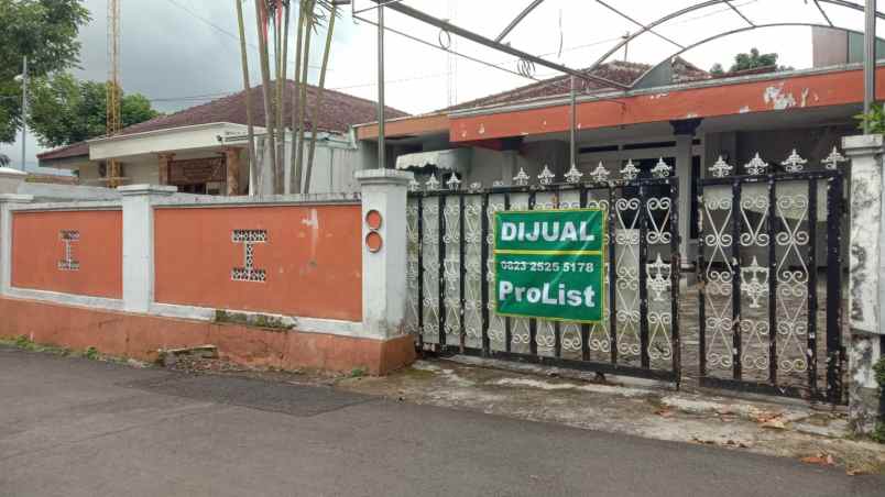 dijual rumah luas 5 menit ke stasiun