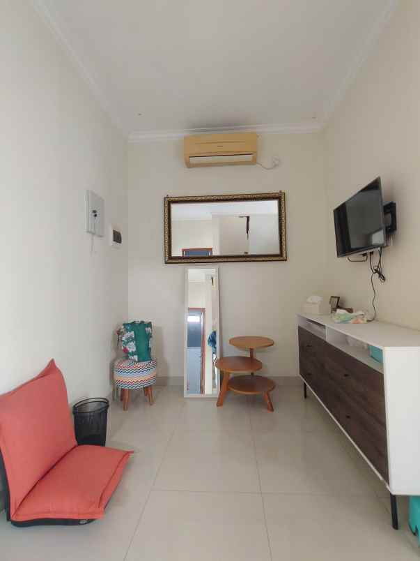 dijual rumah lubang buaya jaktim