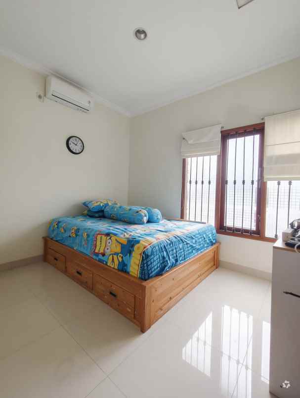dijual rumah lubang buaya jaktim