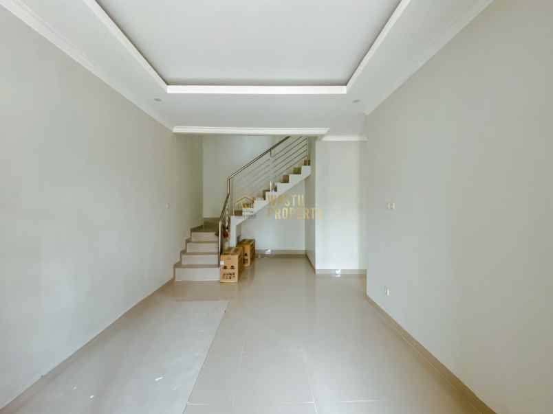 dijual rumah madurejo