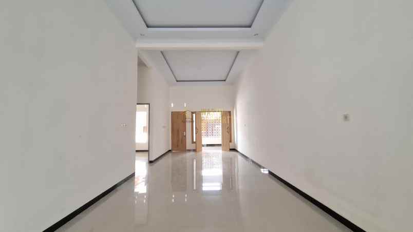 dijual rumah maguwoharjo sleman