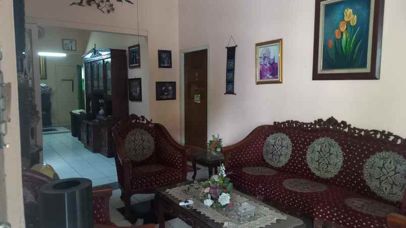 dijual rumah mangku jalan raya jl