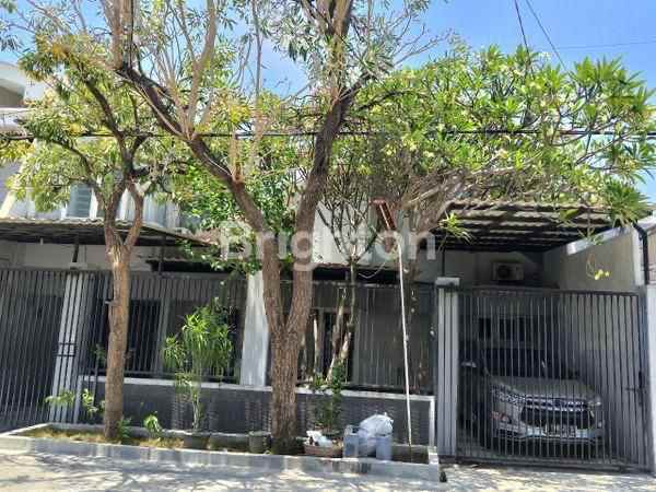 dijual rumah manyar kertoadi