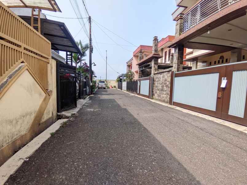 dijual rumah margacinta margawangi