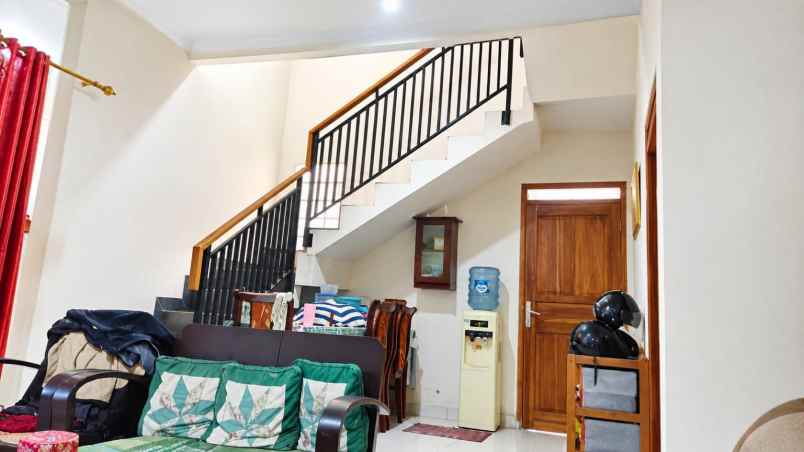 dijual rumah margacinta margawangi