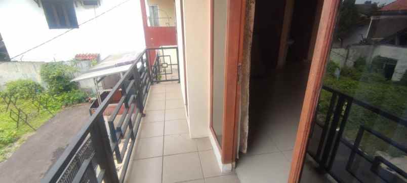 dijual rumah margahayu barat