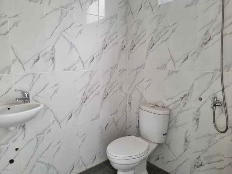 dijual rumah margodadi seyegan sleman