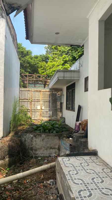 dijual rumah menteng