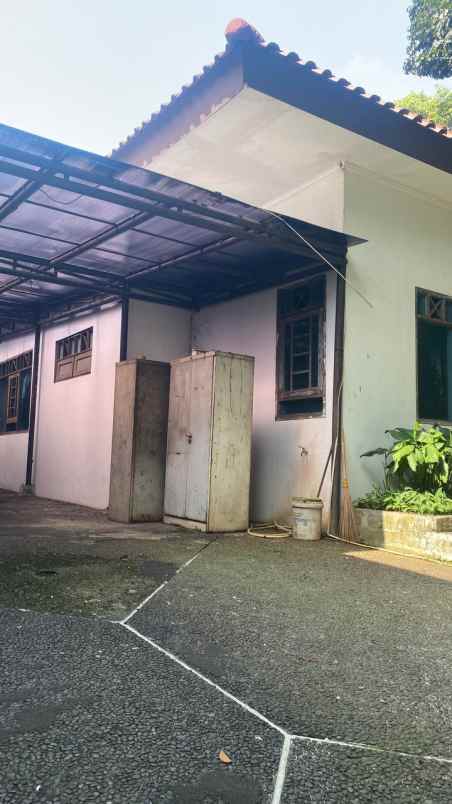 dijual rumah menteng