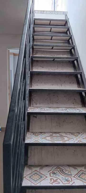 dijual rumah menteng dalam