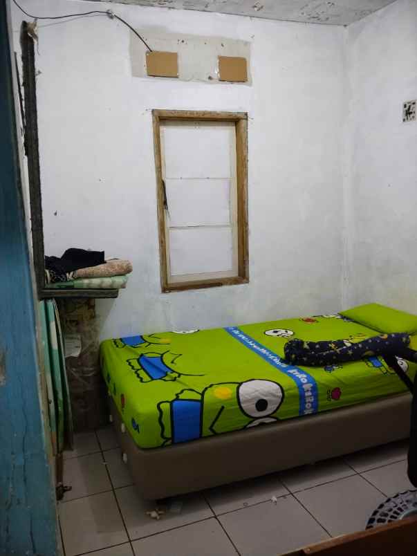 dijual rumah meruyung depok