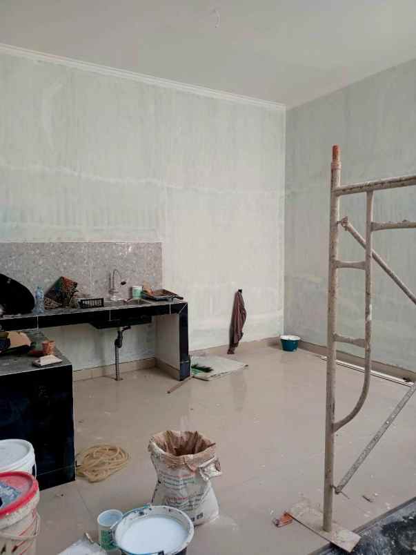 dijual rumah metro margahayu