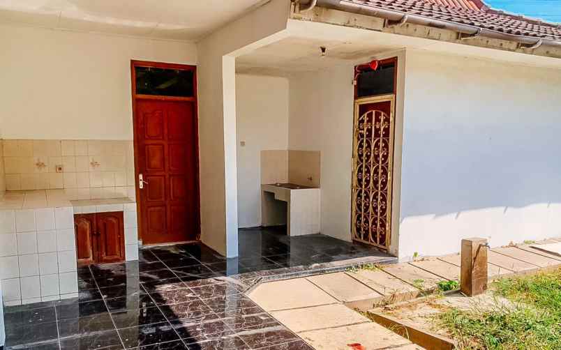 dijual rumah mewah di jajar solo
