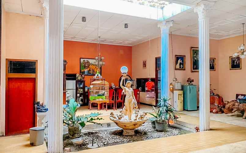 dijual rumah mewah di kerten solo