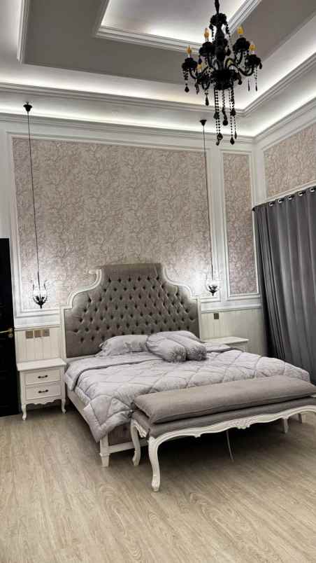 dijual rumah mewah permata jingga kota malang