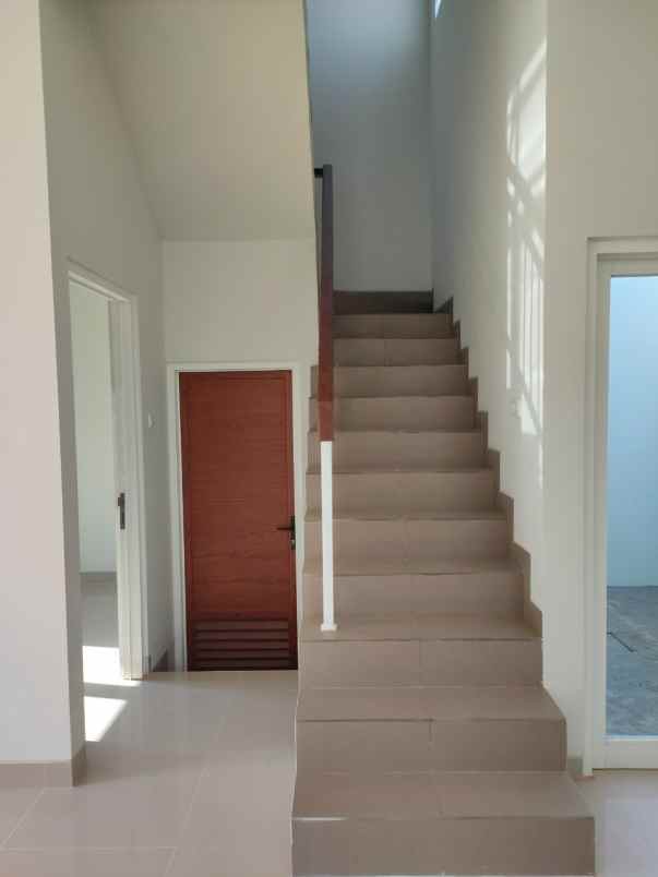 dijual rumah mewah siap huni di kawasan sleman