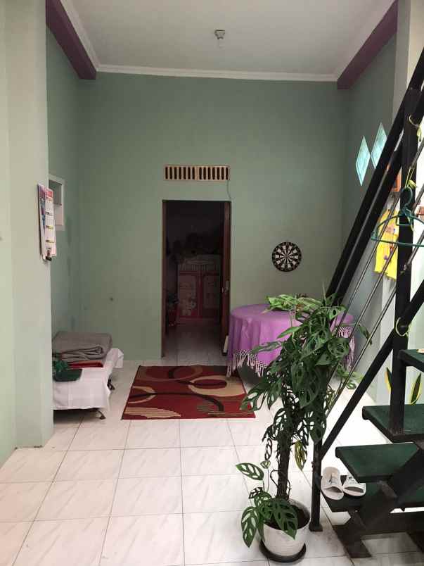 dijual rumah modern minimalis 2 lantai dekat terminal