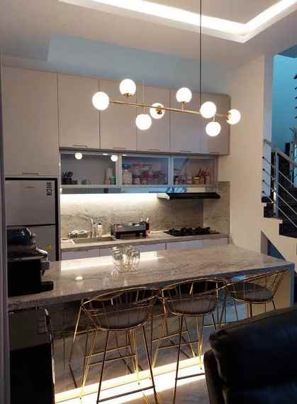 dijual rumah mulyosari