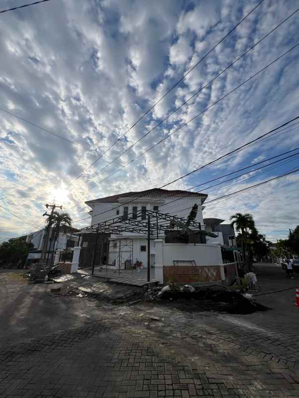 dijual rumah mulyosari