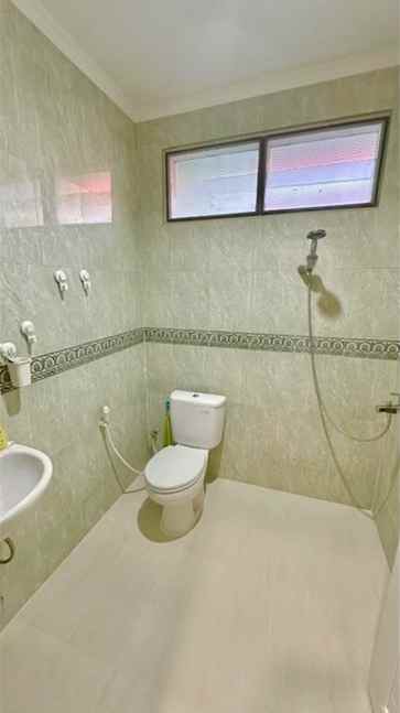 dijual rumah nirwana eksekutif