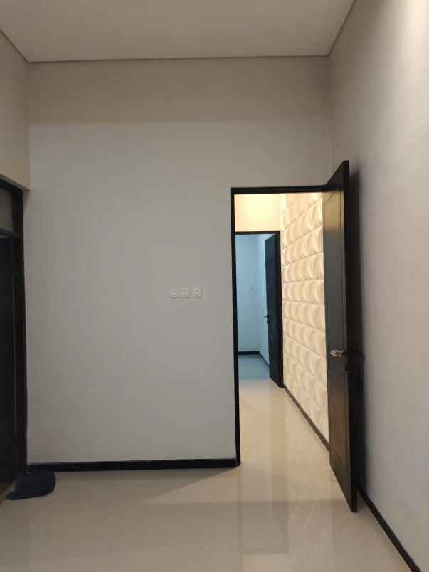 dijual rumah nirwana executive new american promo