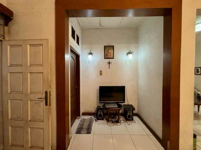 dijual rumah nyaman jatibening estate