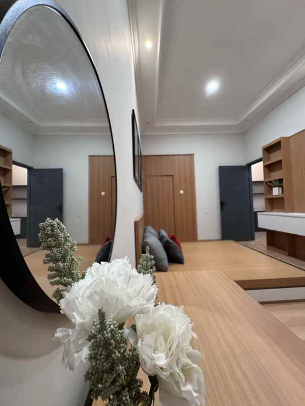 dijual rumah pakuwon city