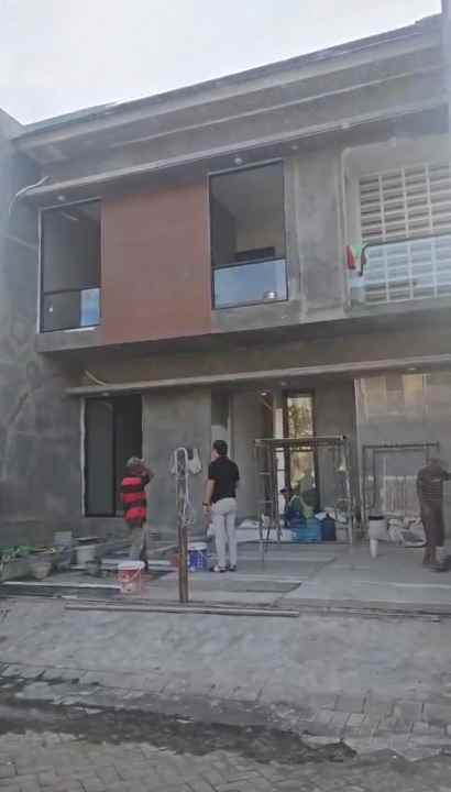 dijual rumah pakuwon city florence