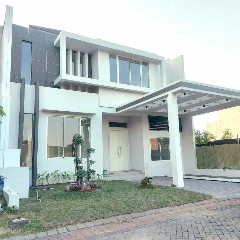 dijual rumah pakuwon city grand island