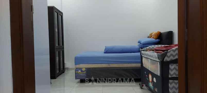 dijual rumah pancoran mas depok