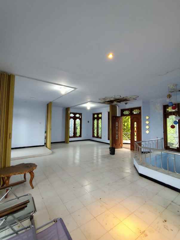 dijual rumah panderman hill