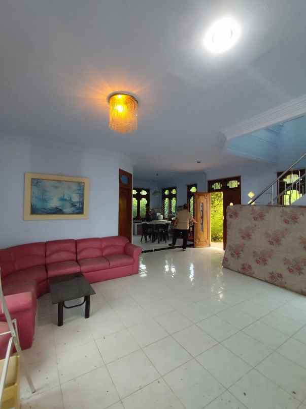 dijual rumah panderman hill