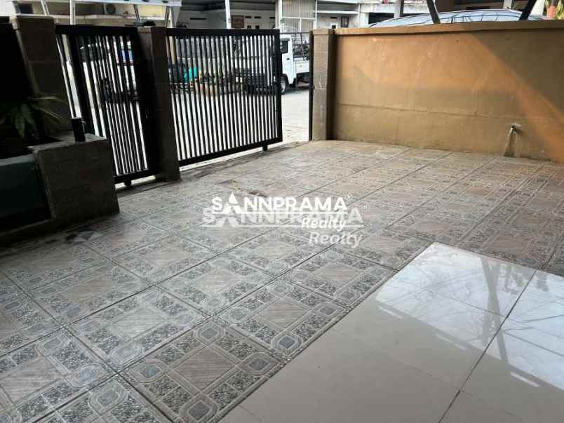 dijual rumah pasir putih