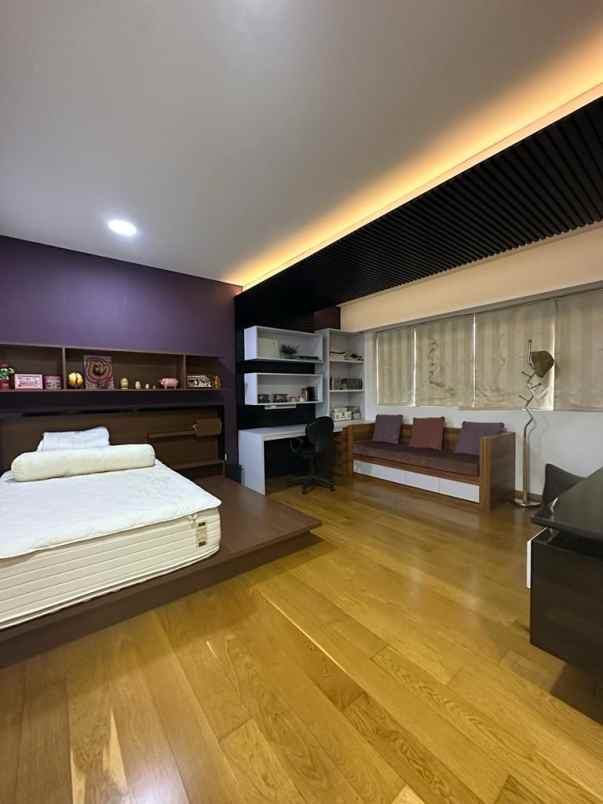 dijual rumah pegadungan kalideres