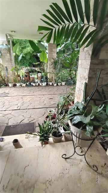 dijual rumah pekayon bekasi selatan